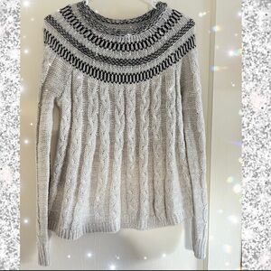 Hollister shimmer sweater🩶